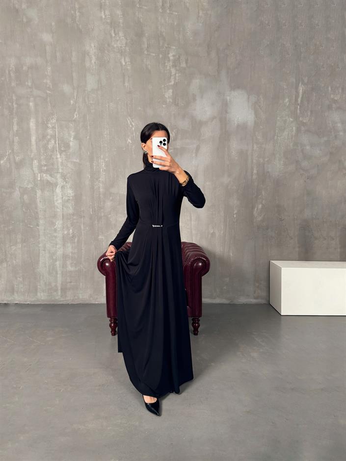 Jerse Siyah Balıkçı Yaka Tasarım Maxi Elbise