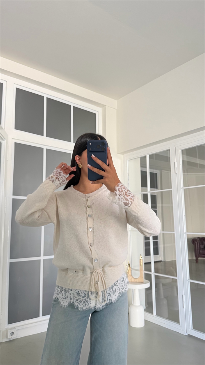 Ekru Bağlamalı Dantel Detaylı Hırka GAUS-02065
