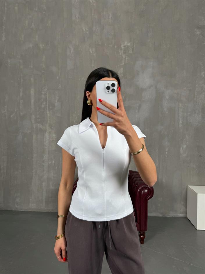 Beyaz Polo Yaka Ön Fermuarlı Tshirt Gaus00191