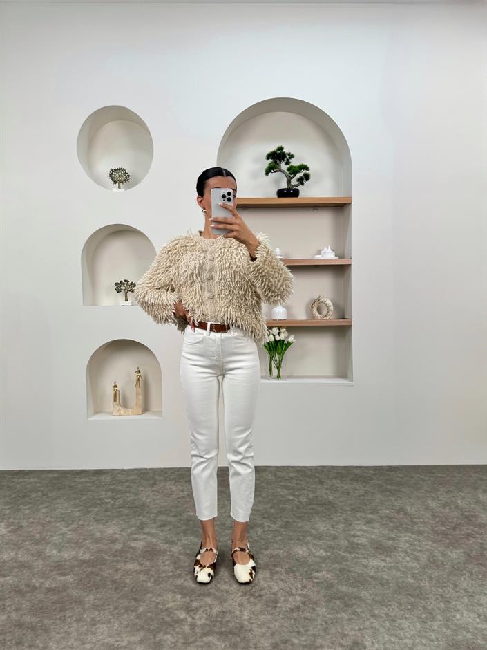 Vini ZR Model Beyaz Kesik Paça Jean Pantolon