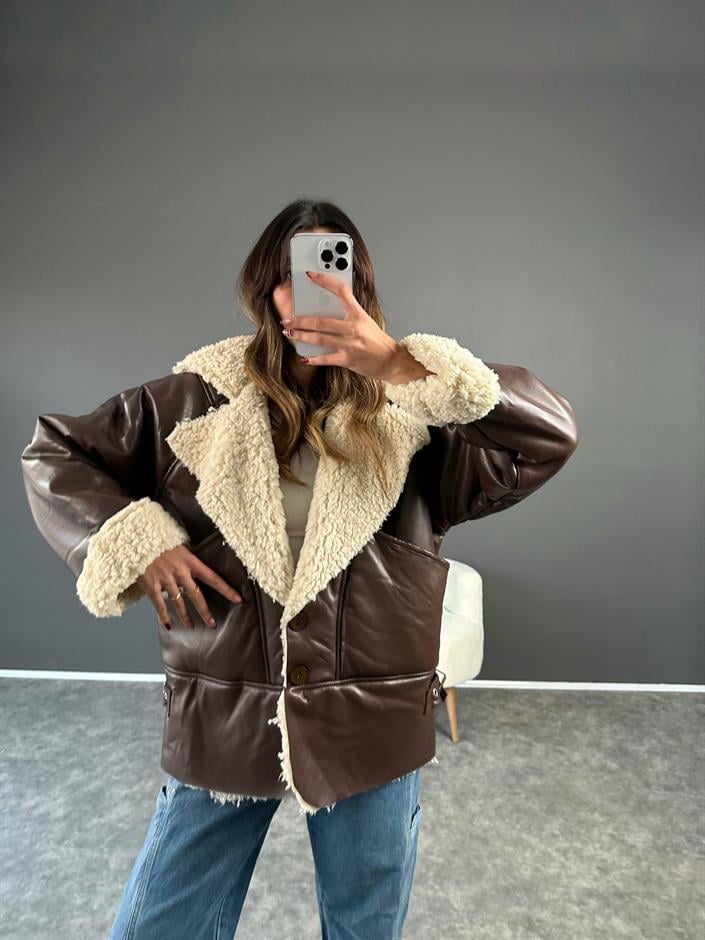 Kahverengi Kapüşonlu Deri İçi Kürklü Kapüşonlu Mont