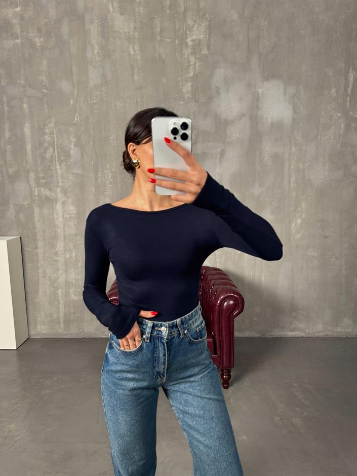 Toffe Lacivert Oys Kumaş Geniş Yaka Bluz