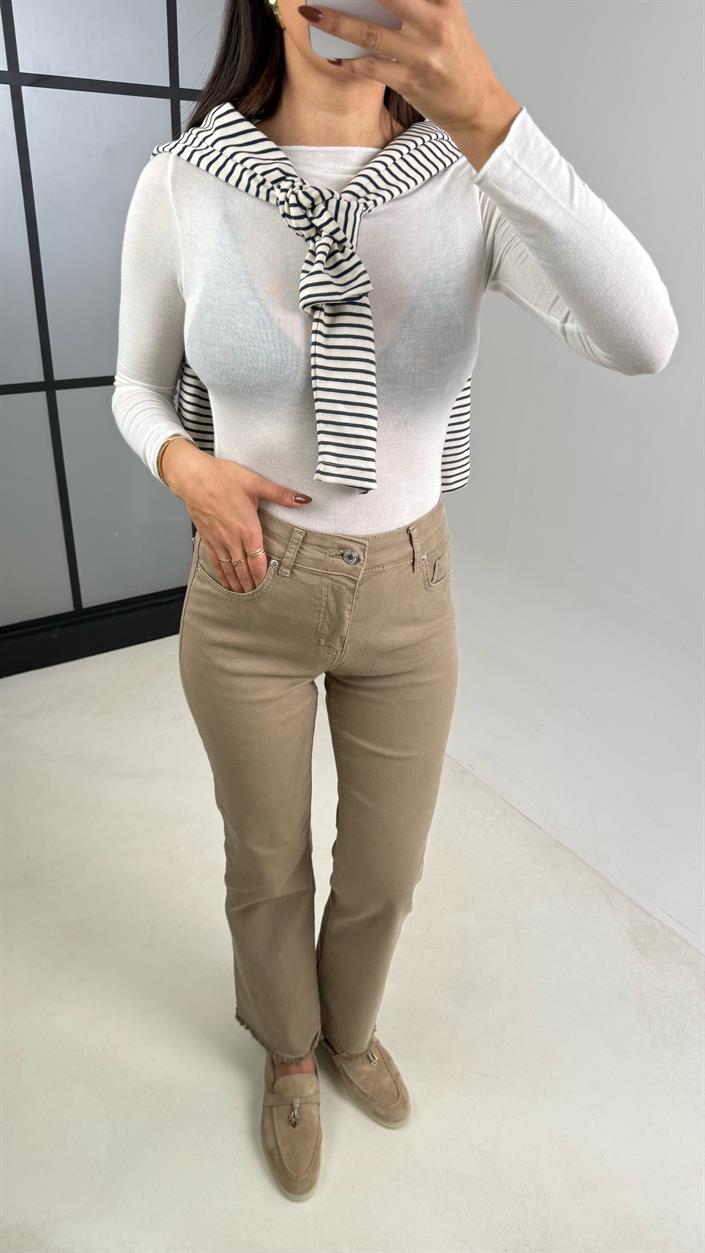 Vizon Püskül Detaylı Kesik Paça Flare Jean GAUS-00479