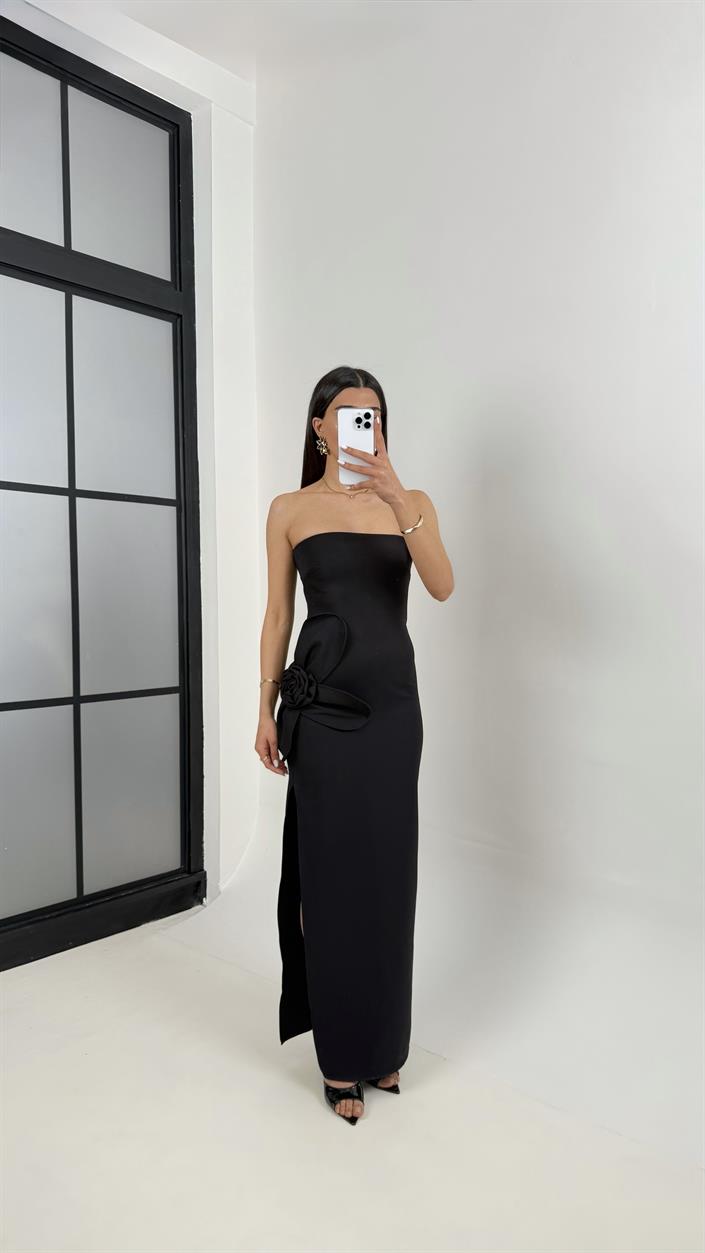 Siyah Çiçek Detaylı Yırtmaçlı Elbise Gaus00374