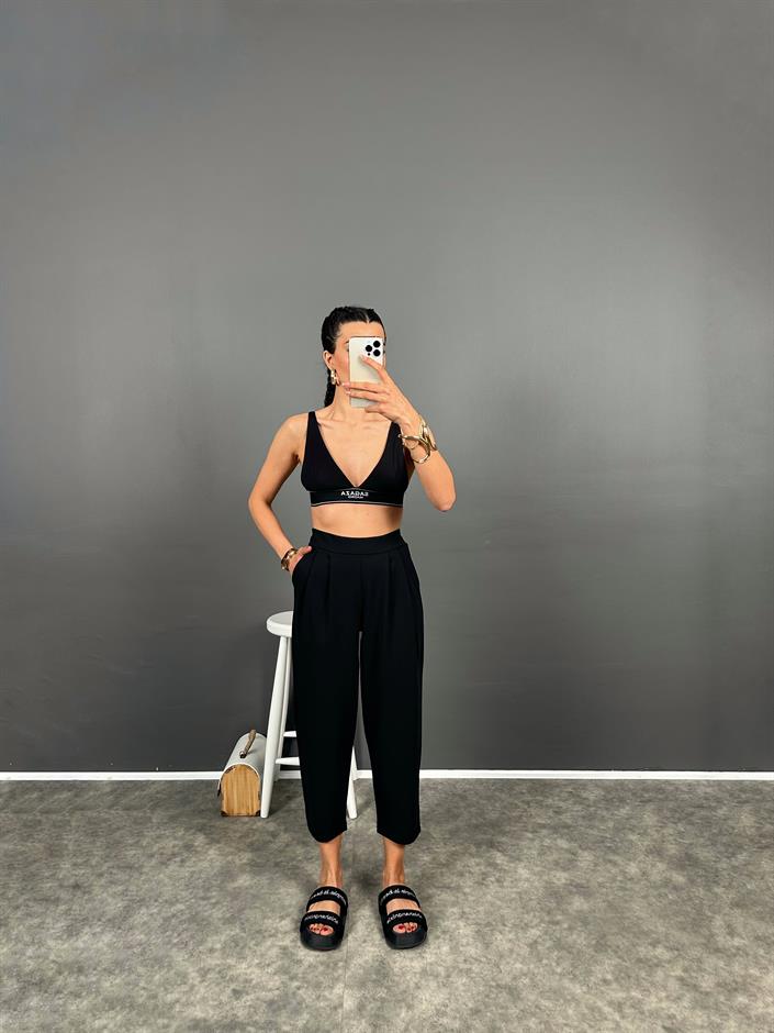 Buddle Siyah Arkası Lastikli Rahat Kalıp Krep Pantolon