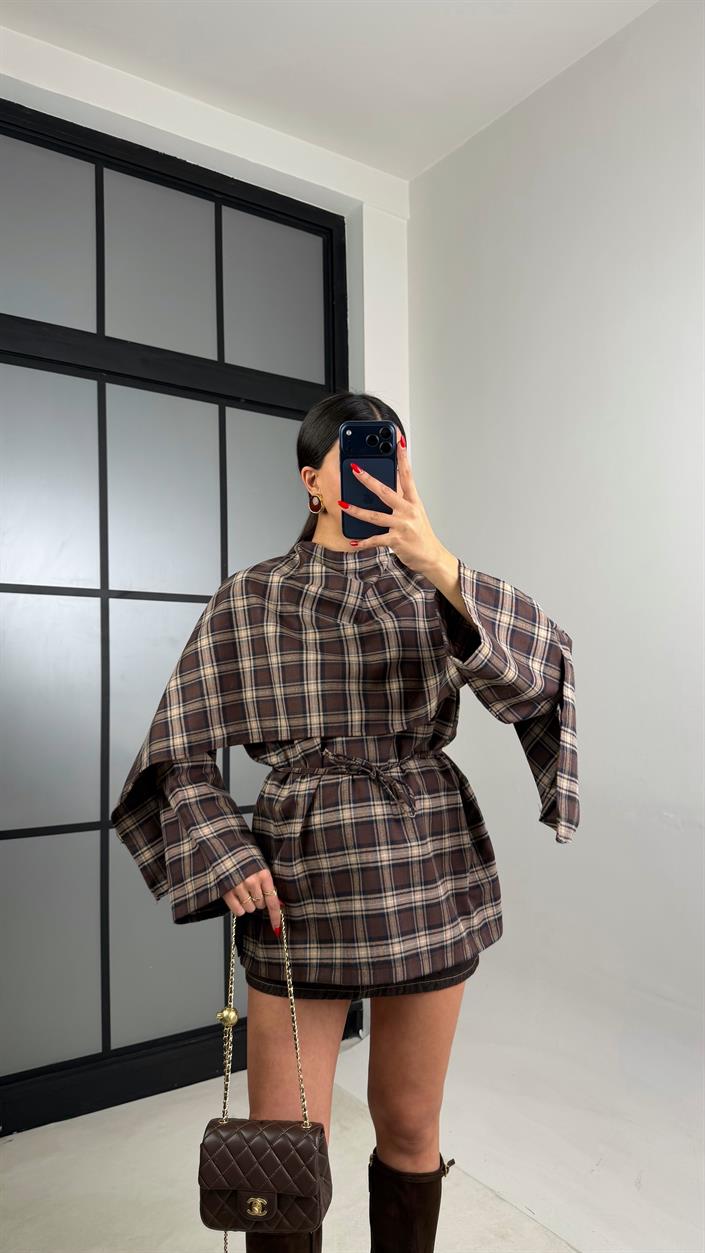 Bej Atkı Detaylı Kuşaklı Tasarım Ekoseli Gömlek GAUS-01058