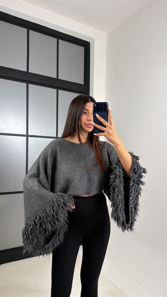 Antrasit Kol Püskül Detaylı Triko Crop Kazak GAUS-00625