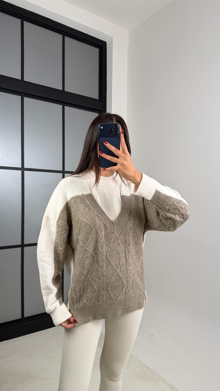 Vizon İki Yakalı Tasarım Triko Kazak GAUS-00578