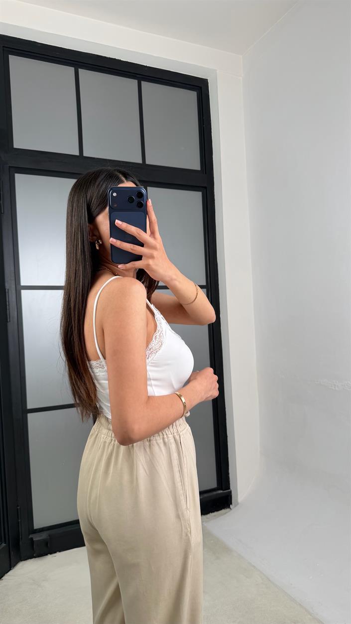 Beyaz Dantel Detaylı Bodysuit GAUS-01480