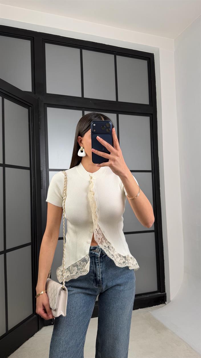 Krem Dantel Detaylı Triko Hırka GAUS-01382