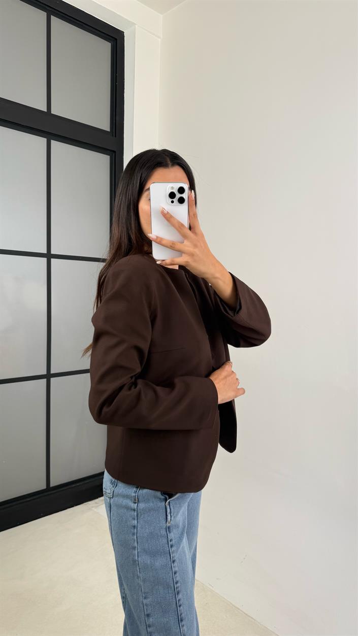 Acı Kahve Astarlı Vatkalı Düğme Detaylı Ceket GAUS-0097