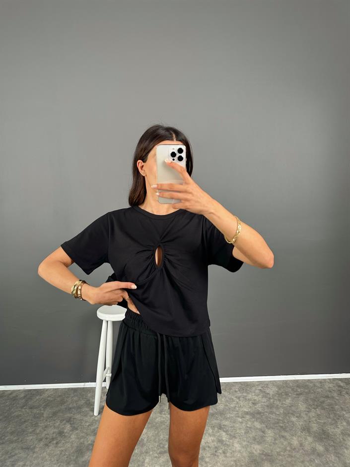 Siyah Sis Önden Dekolteli Tshirt