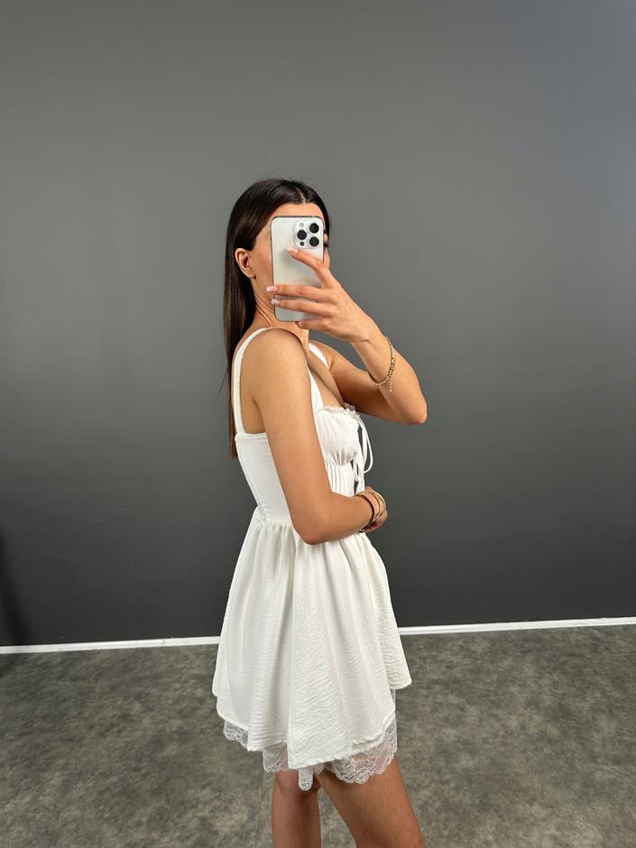 RYN Beyaz Dantelli Prenses Elbise 