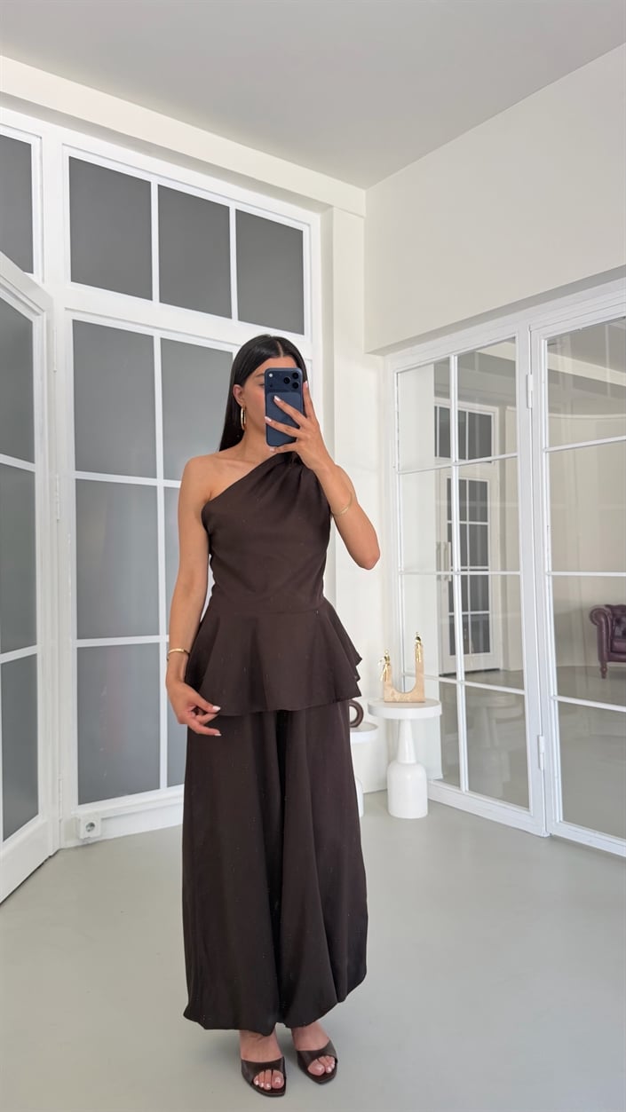 Acı Kahve Tek Omuz Bluz Beli Lastikli Şalvar Pantolon İkili Keten Takım GAUS-01776