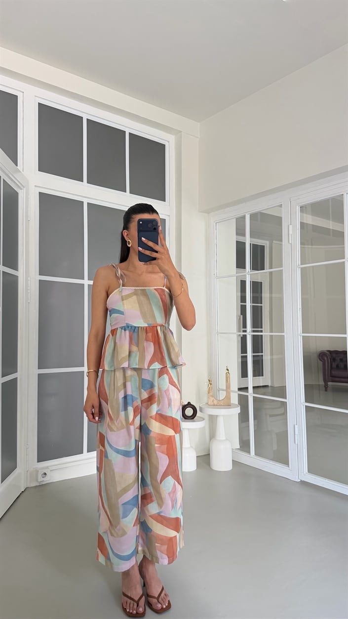 Çok Renkli Ayarlanabilir Askılı Beli Lastikli Crop Pantolon İkili Desenli Takım GAUS-01749