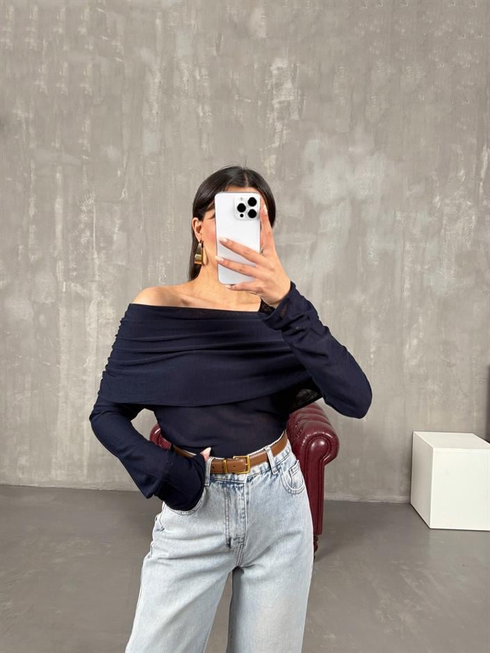 Lacivert Kayık Yaka Transparan Triko