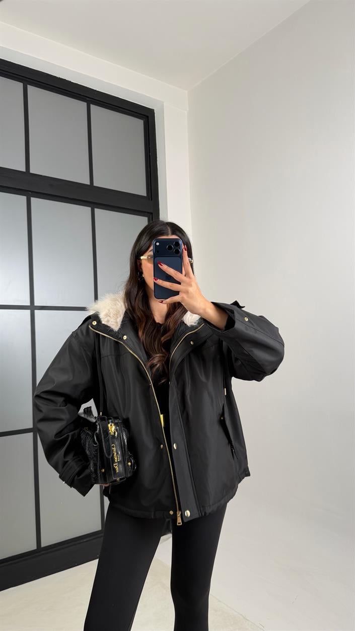 Siyah Kapüşon Kürk Detaylı Astarlı Premium Mont GAUS-00735