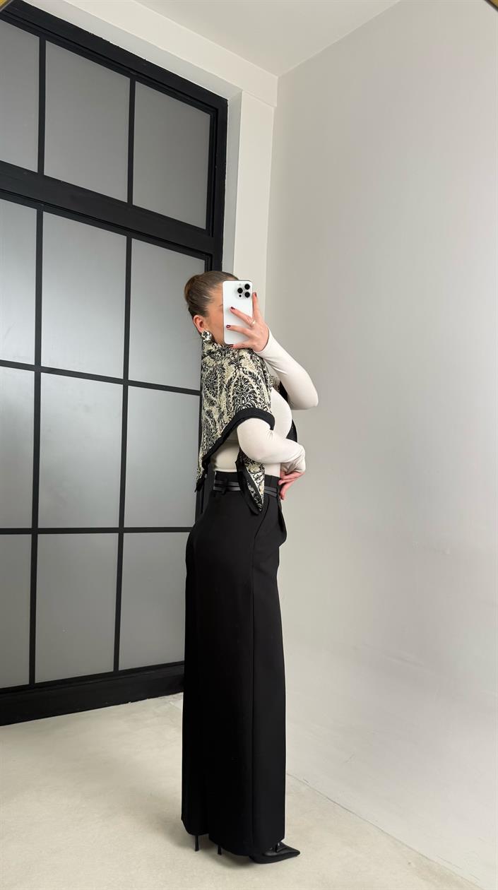 Siyah Çift Kemerli Pileli Kumaş Pantolon GAUS-00896