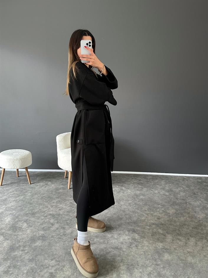 Loc Siyah Yırtmaçlı Kuşaklı Kaban