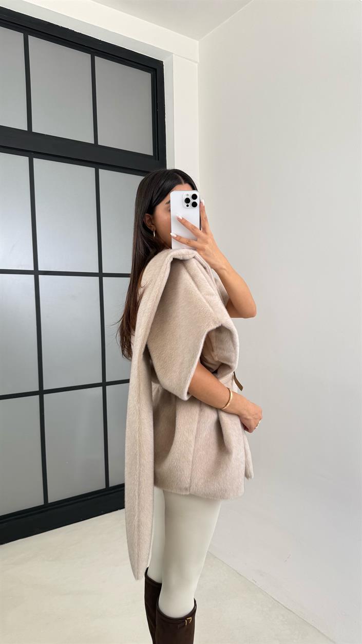 Taş Kemerli Tasarım Kürklü Panço GAUS-00520