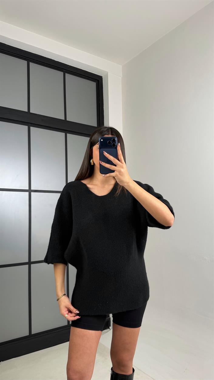 Siyah Arkası Dantel Detaylı Kazak GAUS-01091