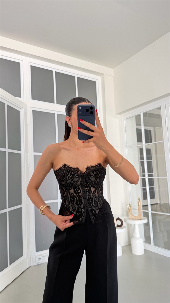 Siyah Dantelli Korse Bluz GAUS-01860