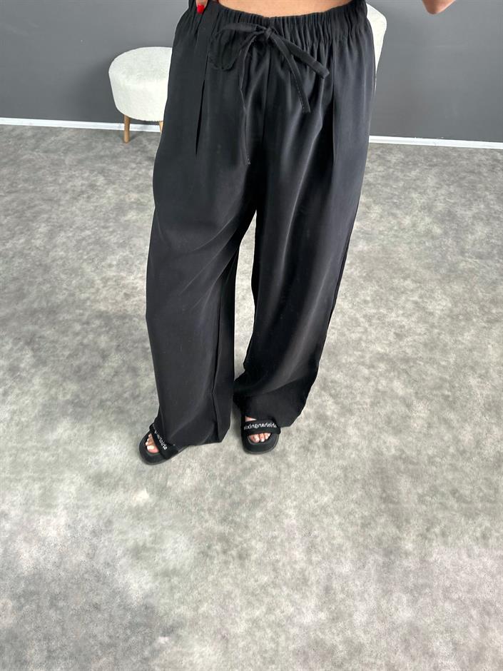 Raisa Siyah Basic Beli Lastikli Pantolon