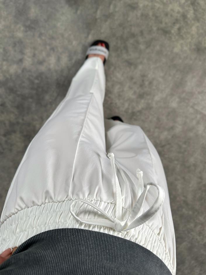 Rusha Beyaz Beli Lastikli Poliviskon Pantolon 