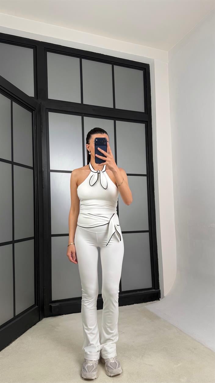Beyaz OYS Model Fiyonk Detaylı Crop Tayt Takım GAUS-01407