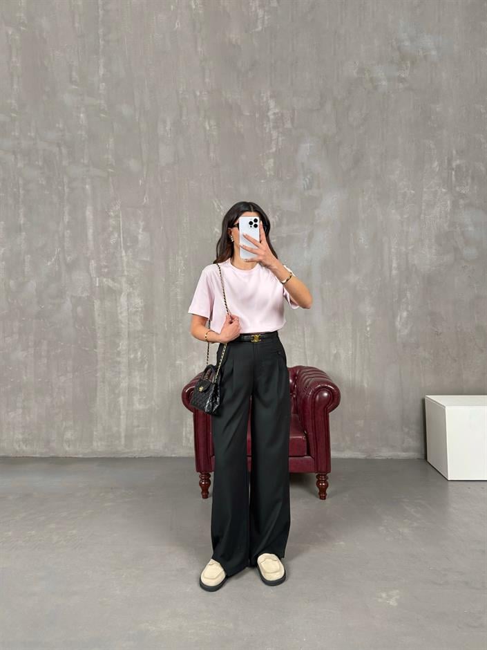 Rigal Siyah Ön Düğme Detaylı Kumaş Pantolon