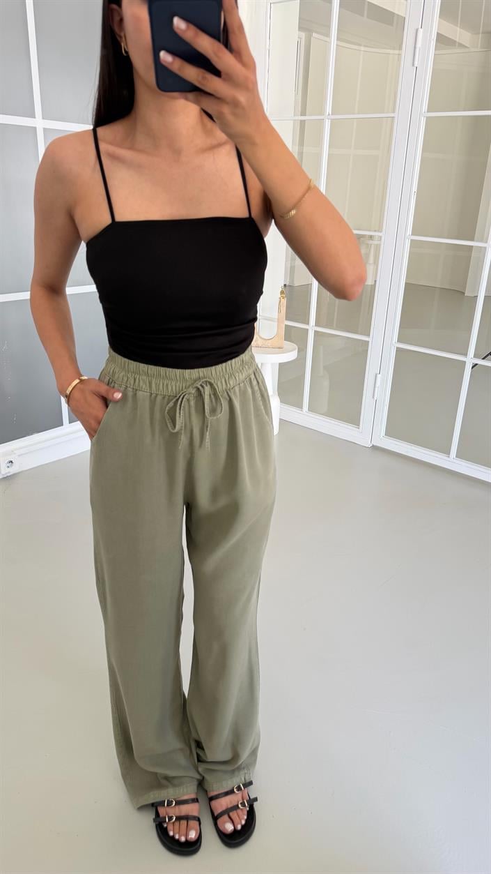 Yeşil Yıkamalı Beli Lastikli Tencel Pantolon GAUS-01678
