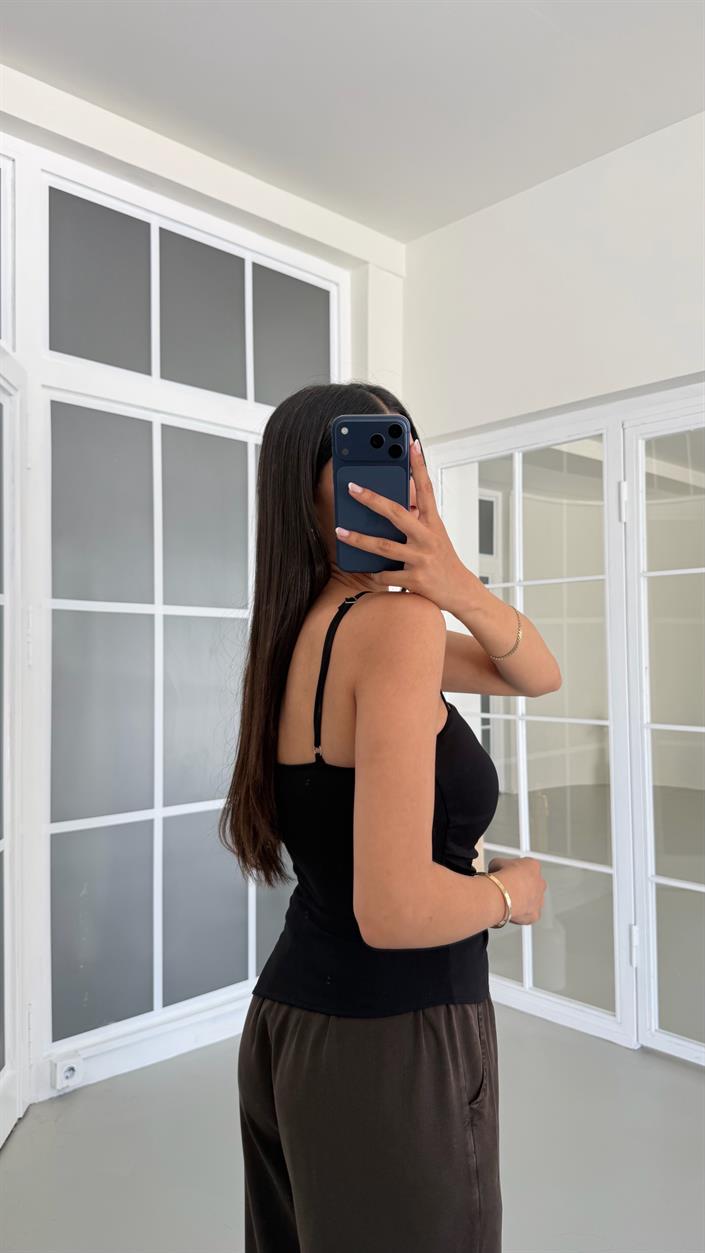 Siyah Ayarlanabilir Askılı Asimetrik Atlet GAUS-01567
