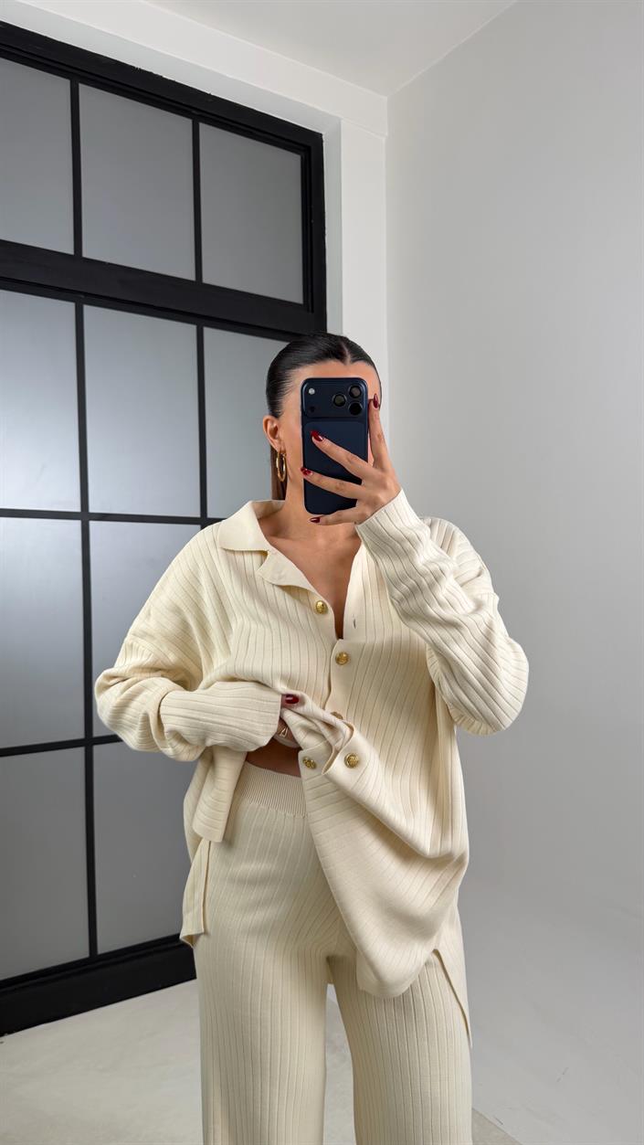 Ekru Polo Yaka Düğmeli Hırka Beli Lastikli Pantolon Triko Takım GAUS-00712