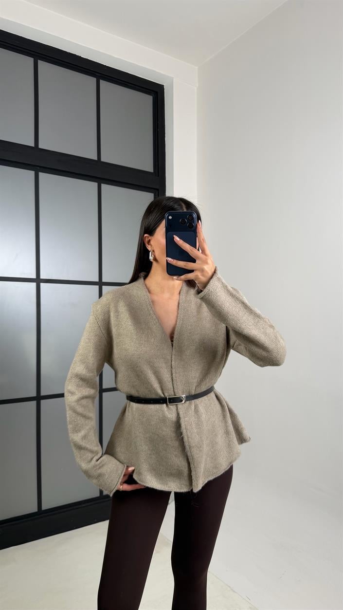 Vizon Kemerli Yumuşak Dokulu Triko Hırka GAUS-00784