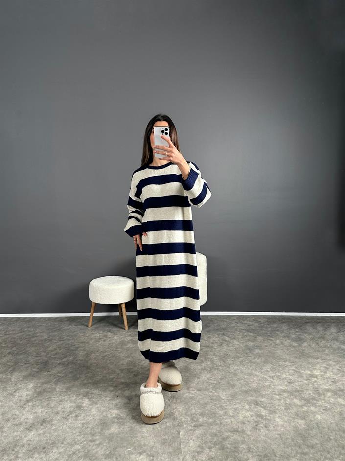 Hedy Lacivert Çizgili Oversize Uzun Triko Elbise