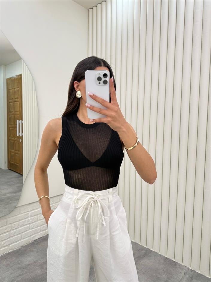 Siyah Sıfır Kol Transparan Triko Bluz Gaus00295