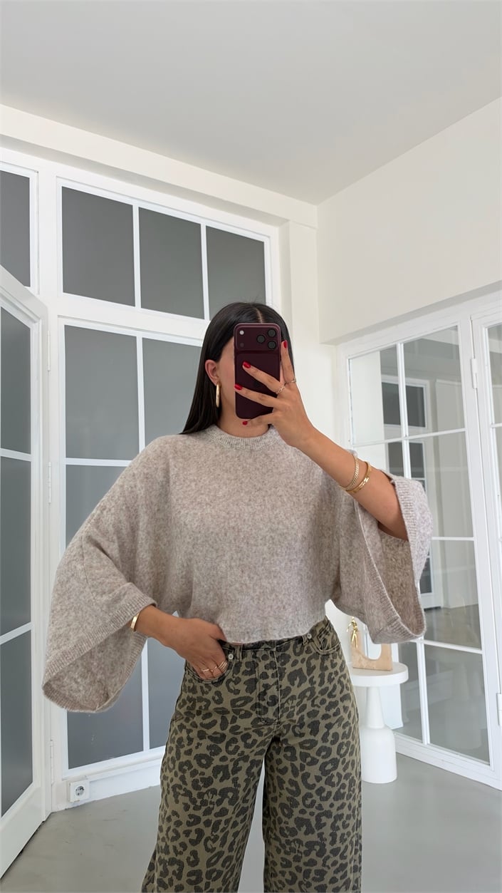 Taş Yarasa Kol Crop Kazak GAUS-02252