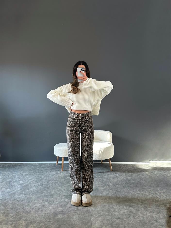 ZR Model Kesik Paça Leoparlı Denim Pantolon 