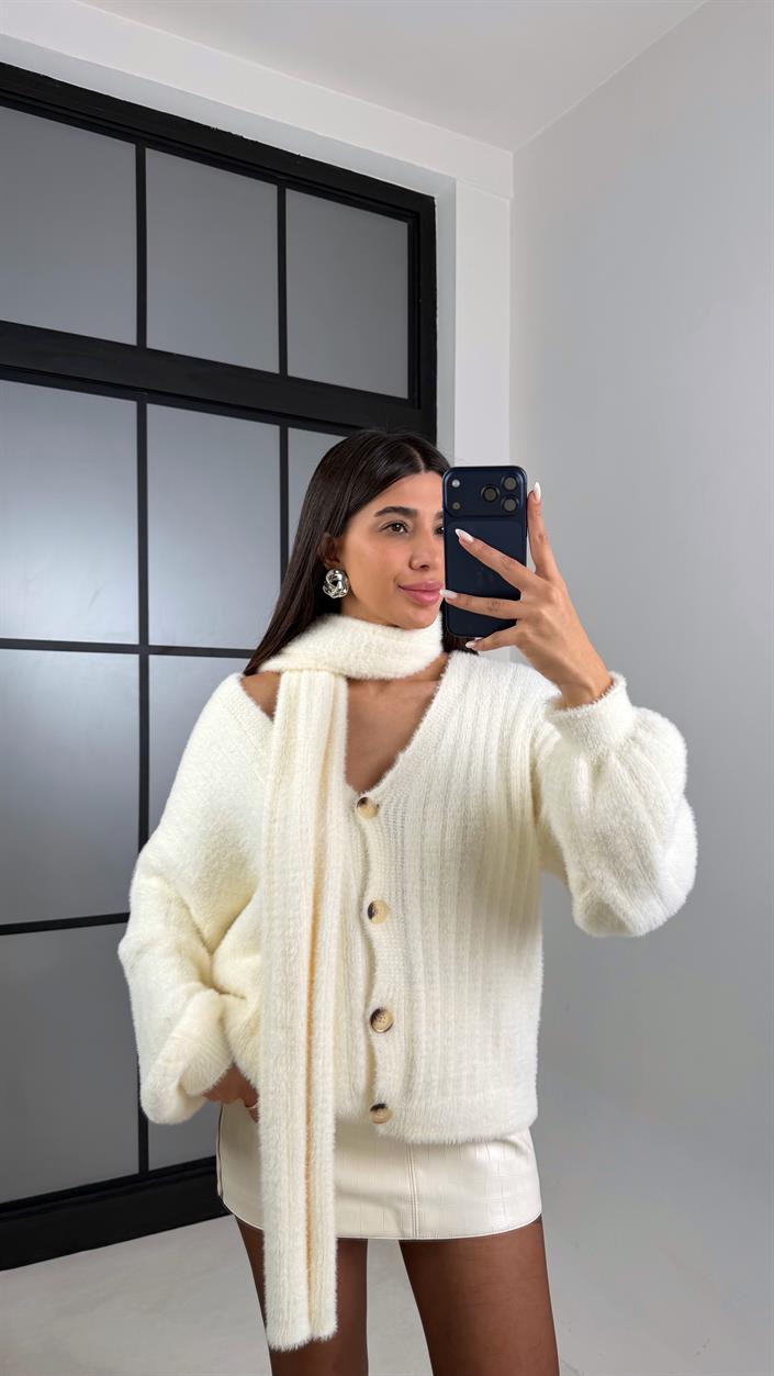 Ekru Şal Detaylı Yumuşak Dokulu Triko Hırka GAUS-00650