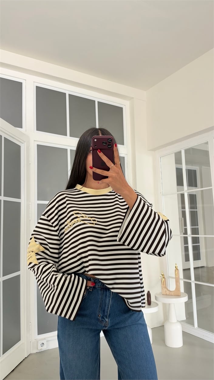 Sarı Şeritli Modal Kumaş Kol Yıldız Baskılı Sweatshirt GAUS-02287 GAUS-02121