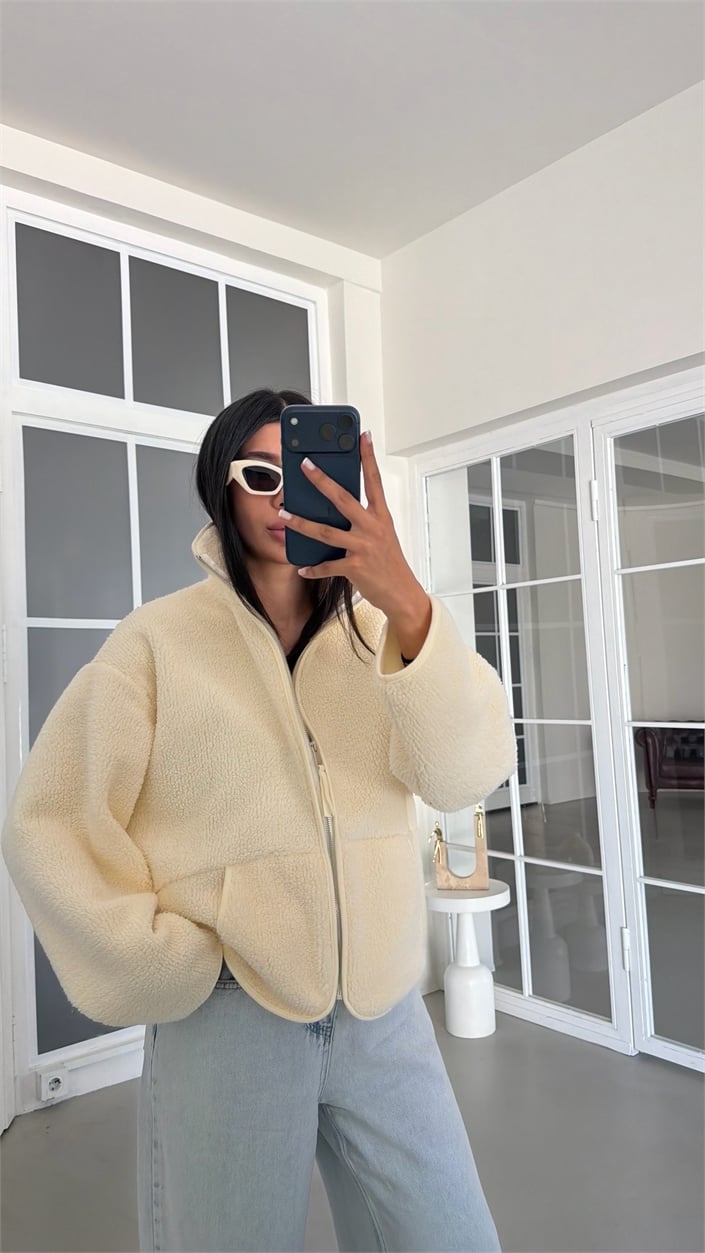 Krem Fermuarlı Cepli Polar Sweatshirt GAUS-02031