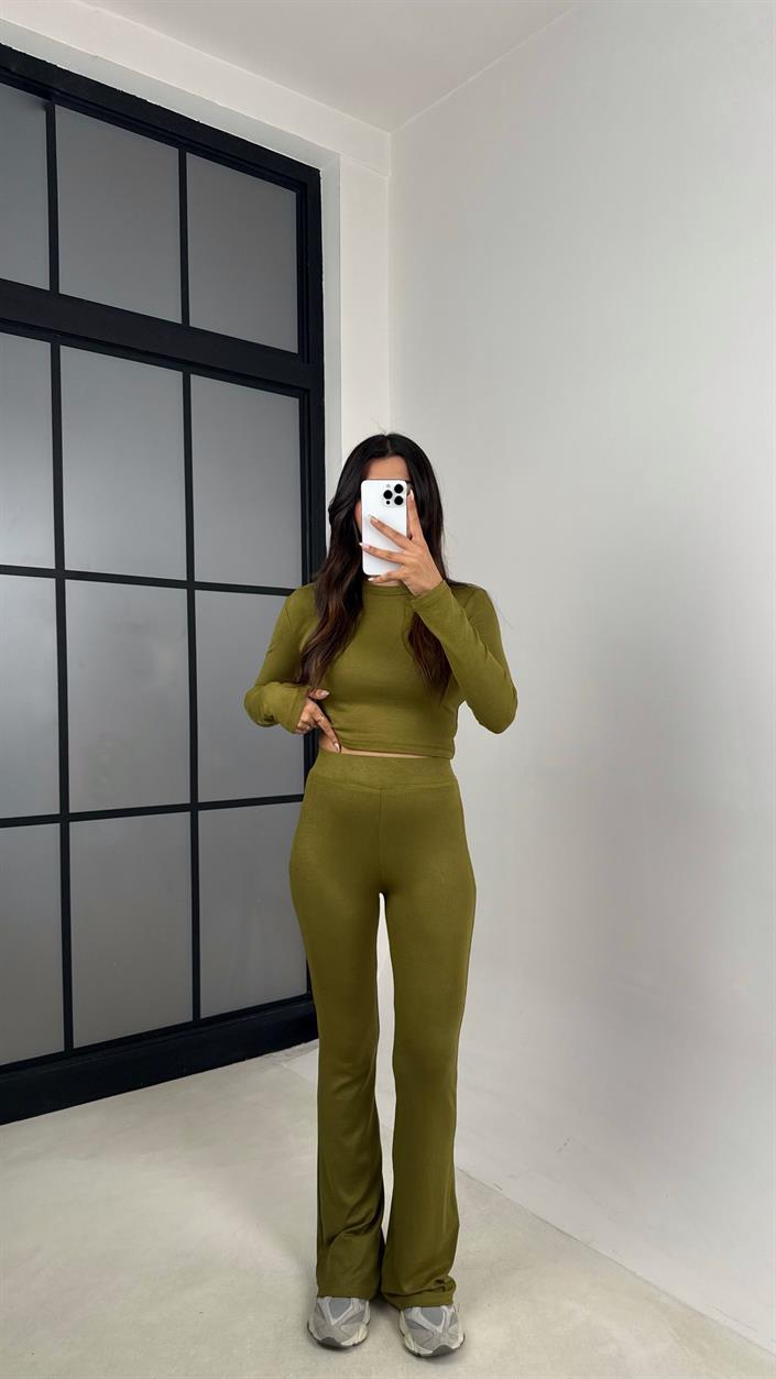 Yeşil Bisiklet Yaka Bluz Beli Lastikli Pantolon İkili Yumuşak Likralı Takım GAUS-00111