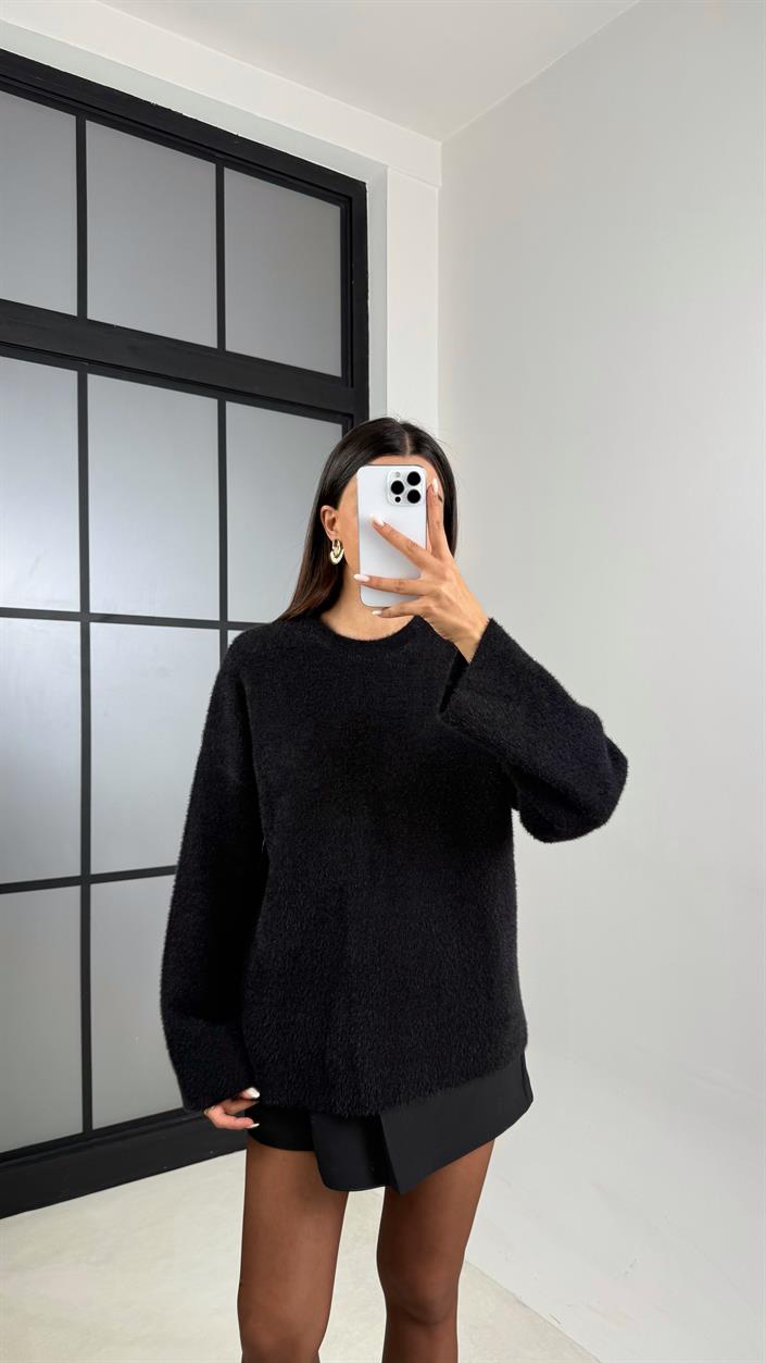 Siyah Yumuşak Dokulu Triko Kazak GAUS-00508