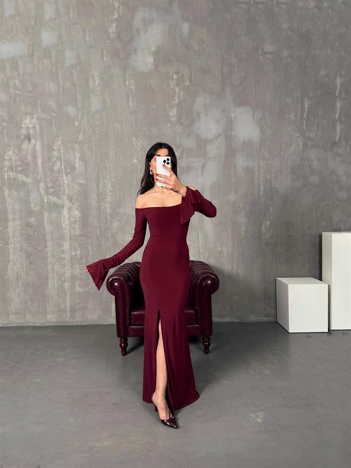 Tabita Bordo Kayık Yaka Yırtmaçlı Tasarım Elbise