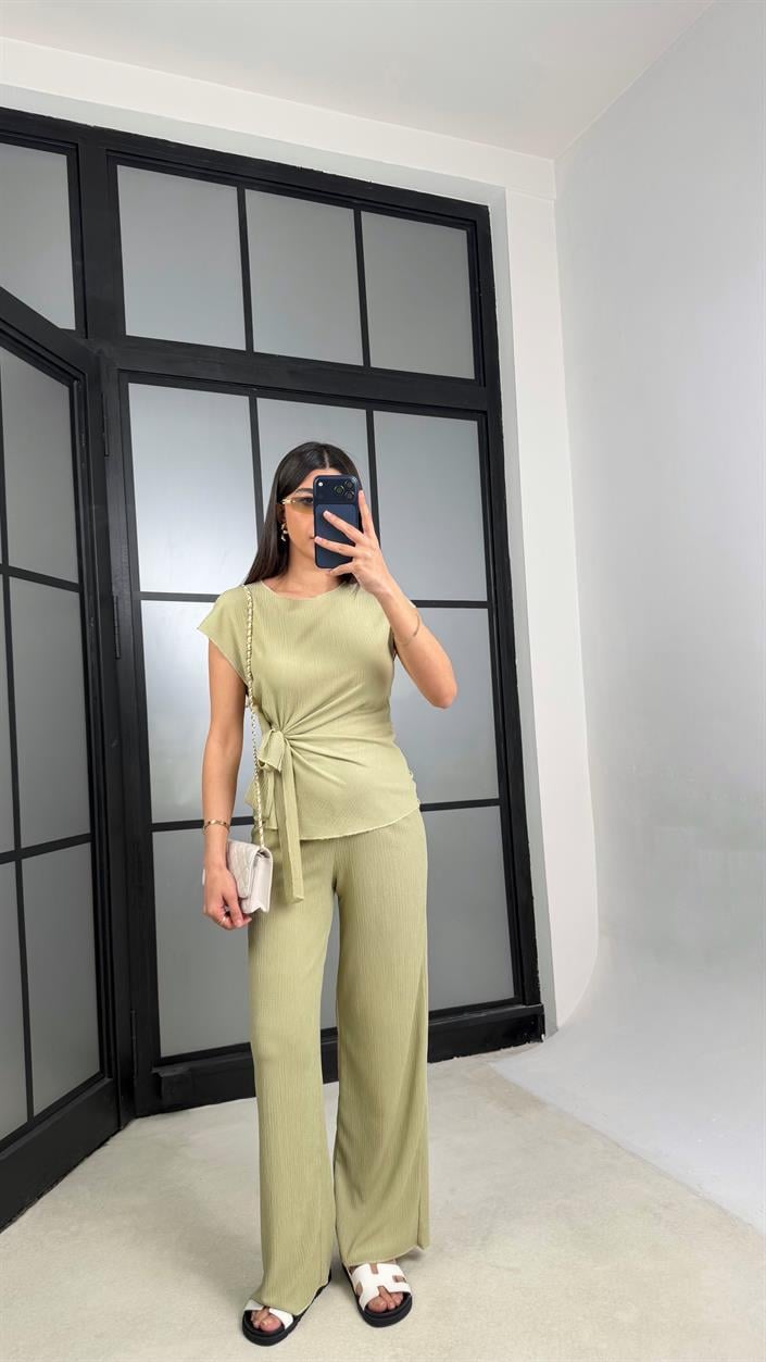 Açık Yeşil Bağlama Detaylı Bluz Beli Lastikli Pantolon Krinkıl Kumaş Takım GAUS-01308