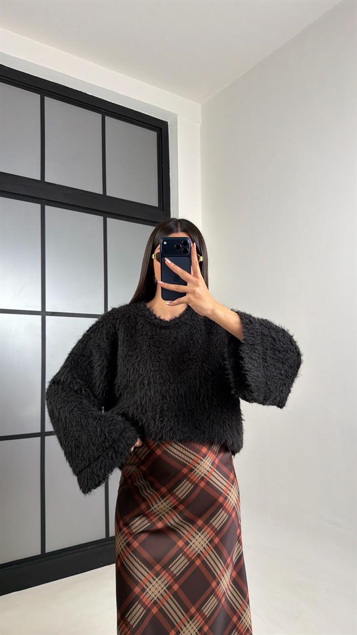 Siyah Yumuşak Dokulu Peluş Kazak GAUS-00817