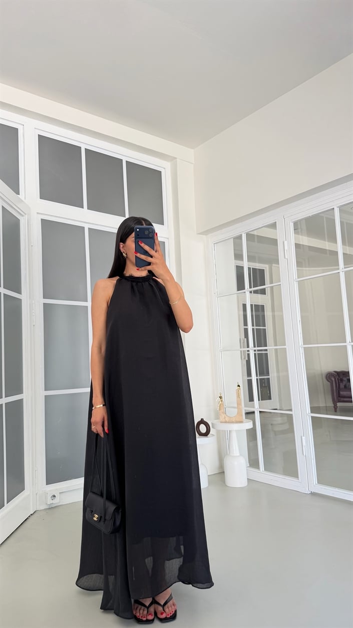 Siyah Halter Yaka Dantel Detaylı Astarlı Elbise GAUS-01828