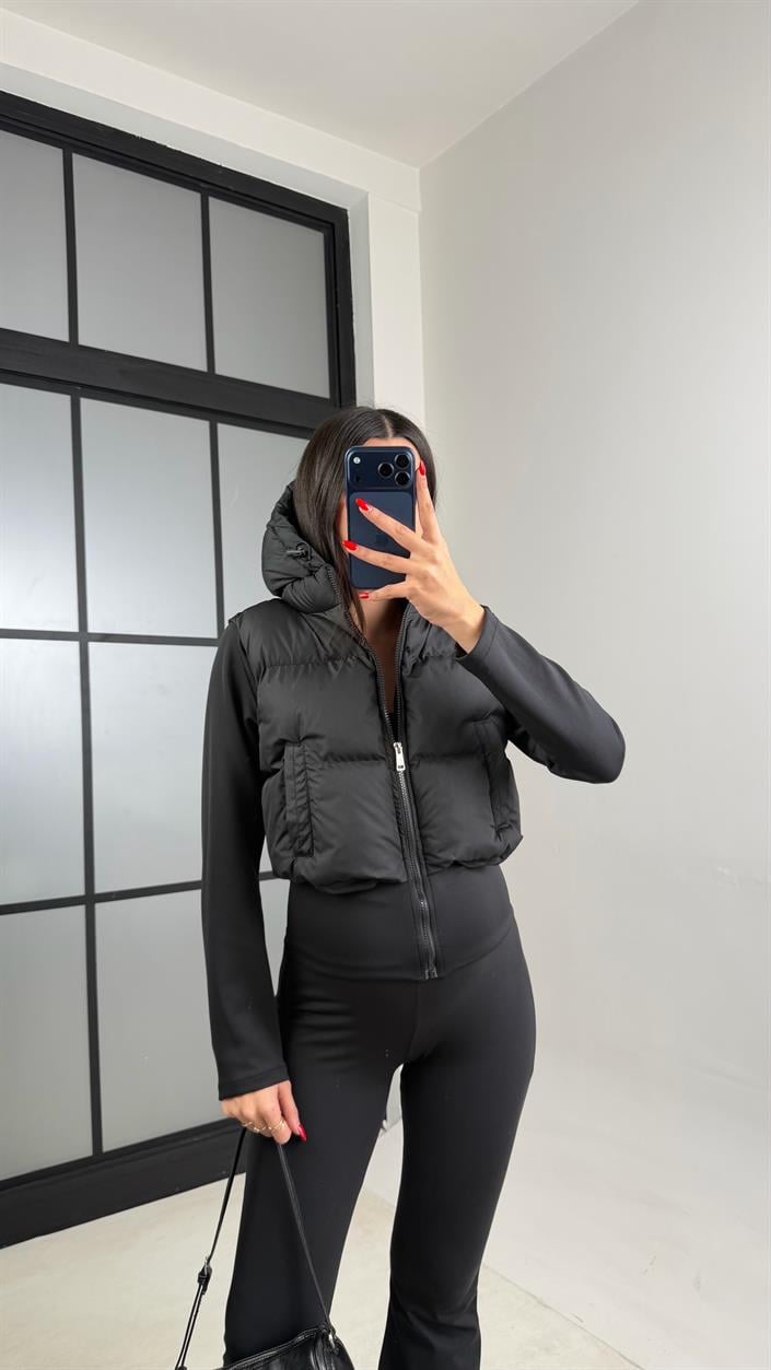 Siyah Kapüşonlu Muadil  Şişme Mont GAUS-01050