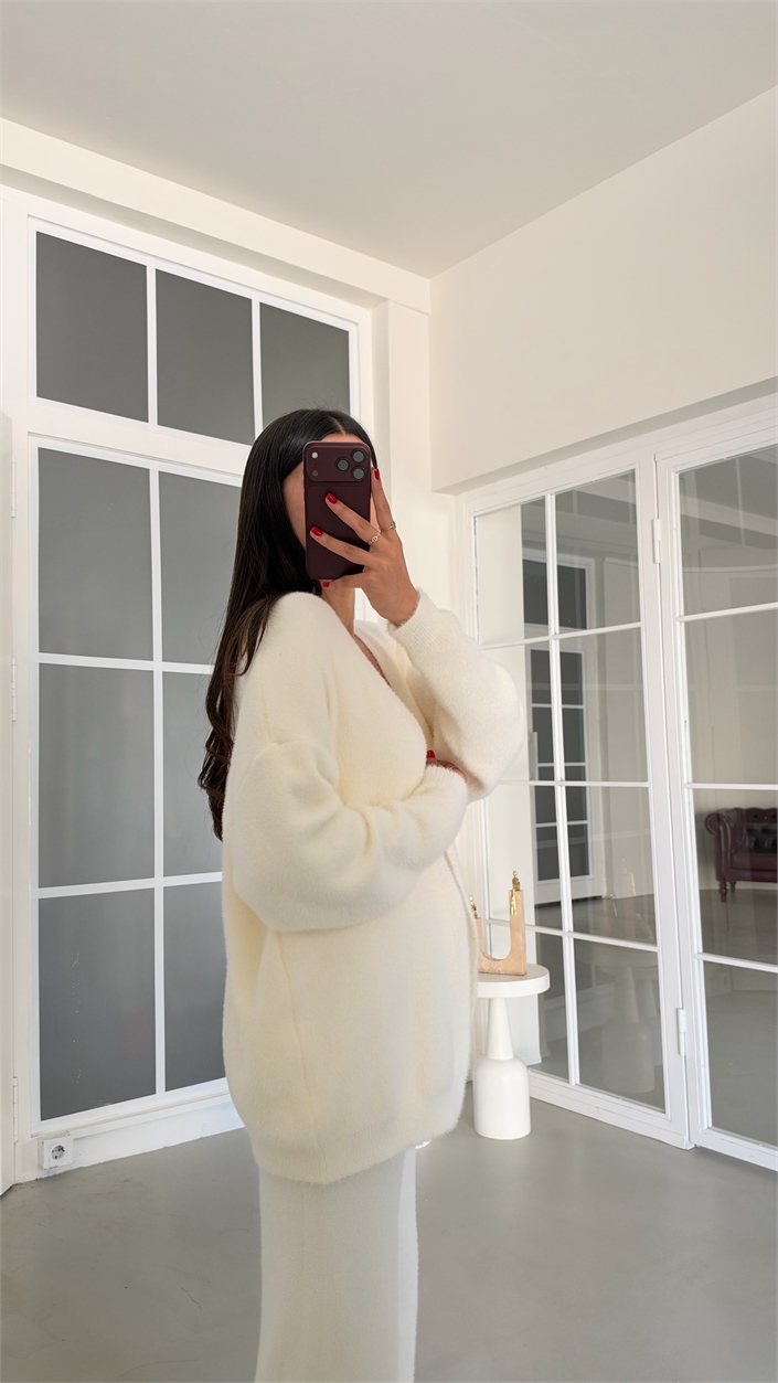 Krem Yumuşak Dokulu Üçlü Premium Takım GAUS-02028 GAUS-02210