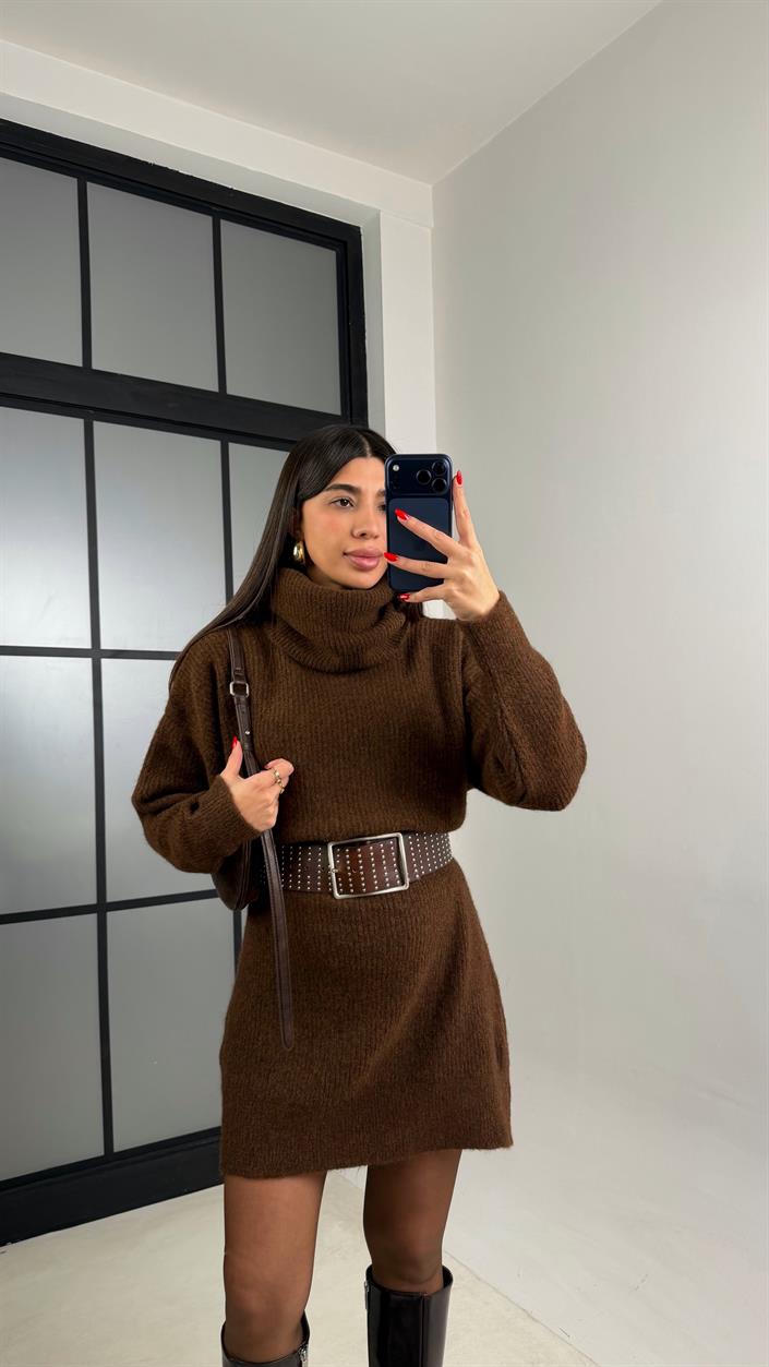 Kahve Balıkçı Yaka Oversize Triko Elbise GAUS-00900